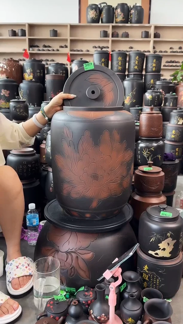 罐瑕疵 线雕牡丹花 三号水缸 36升  389