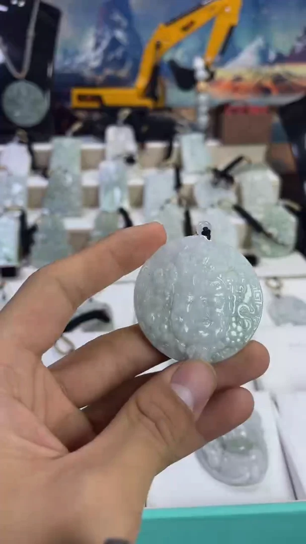 颈饰未镶嵌翡翠/9/8      7