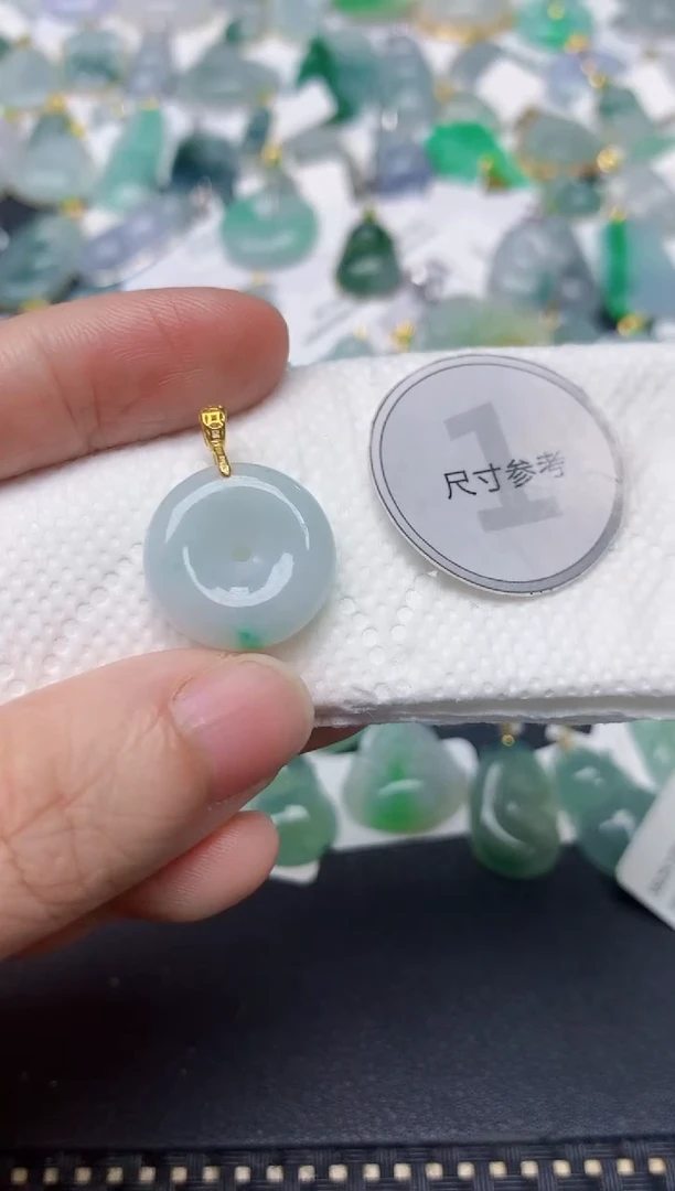颈饰未镶嵌翡翠天然缅甸A货翡翠
