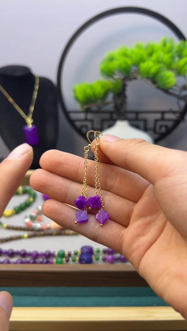 【闪购商品】苏纪石（舒俱来）耳钉14K金镶嵌E250