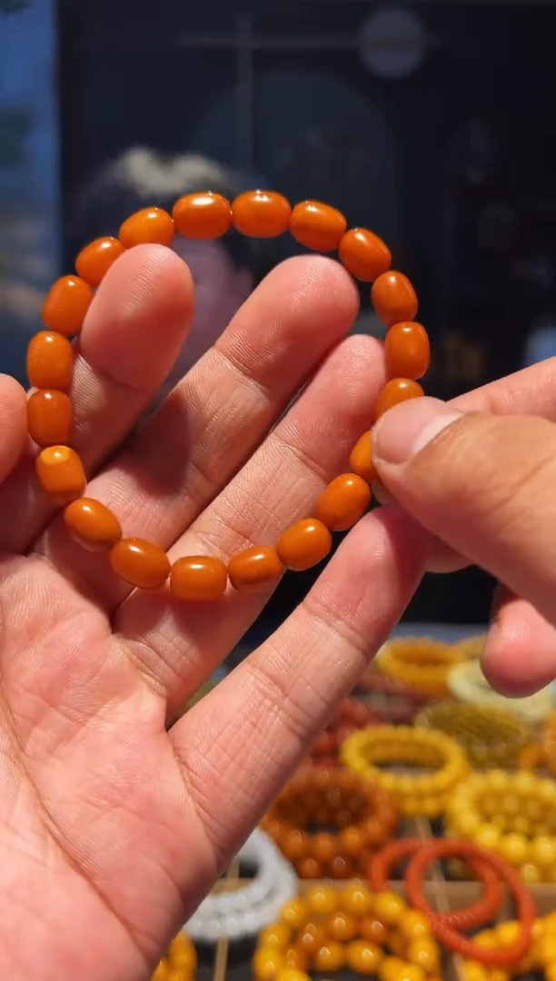 手串蜜蜡未镶嵌6左右