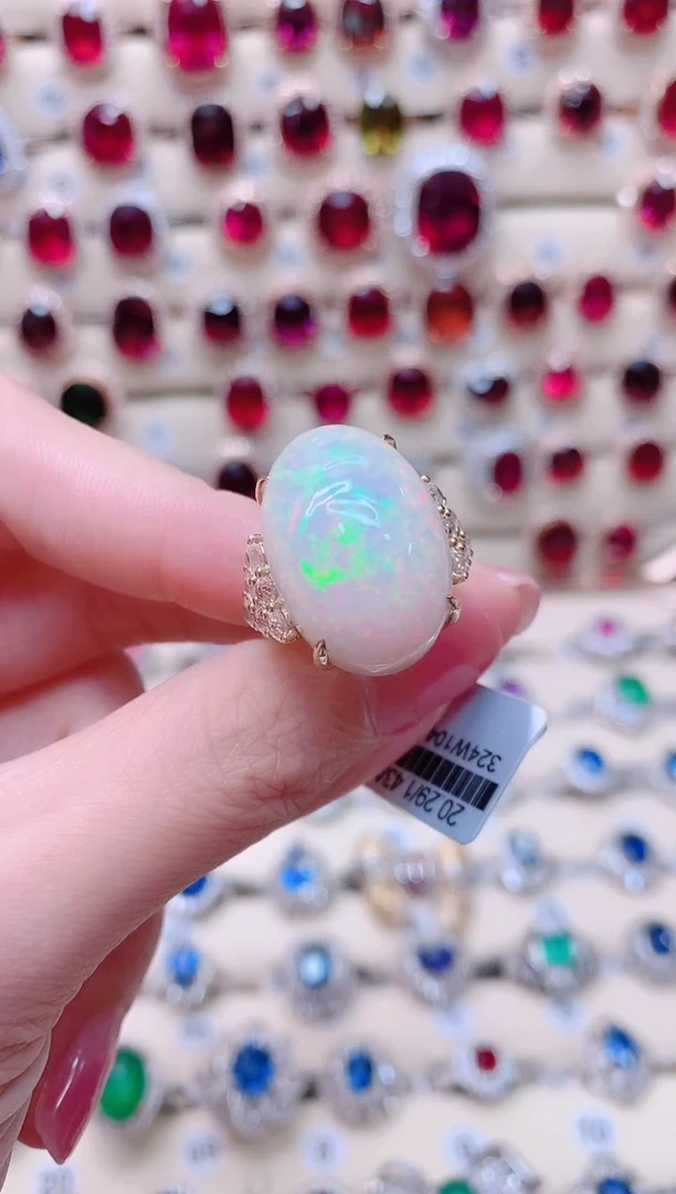 欧泊18K金镶嵌18K金戒指?**ღ1