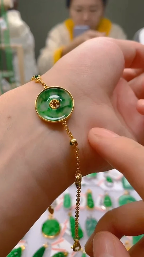 【闪购商品】翡翠颈饰未镶嵌新号开播，全场乱卖