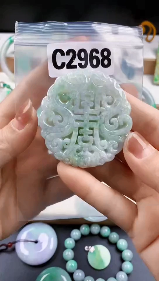 颈饰未镶嵌翡翠天然翡翠吊坠挂件