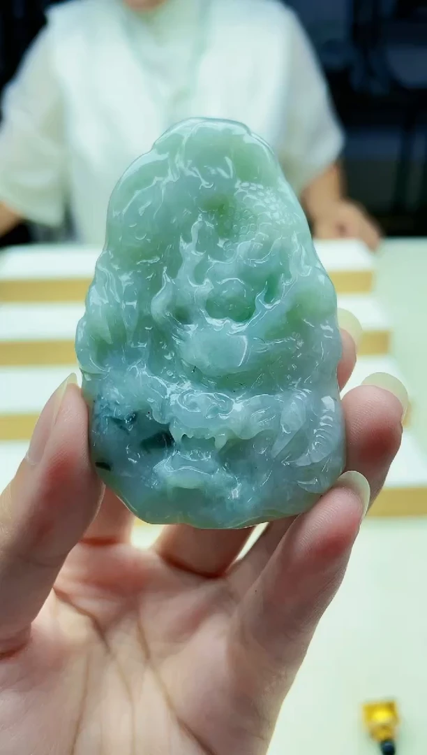 颈饰未镶嵌翡翠09230047