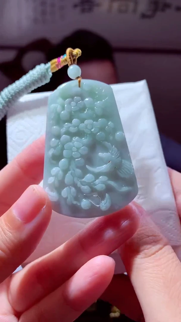 颈饰未镶嵌翡翠天然翡翠（拍一发一）