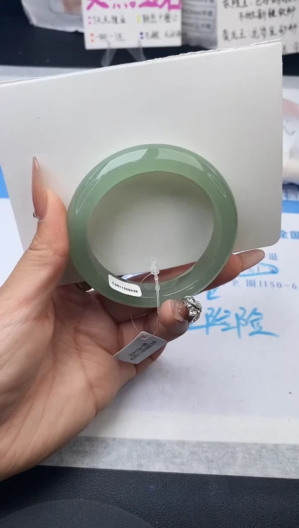 未镶嵌手镯石英质玉w196-DB54+