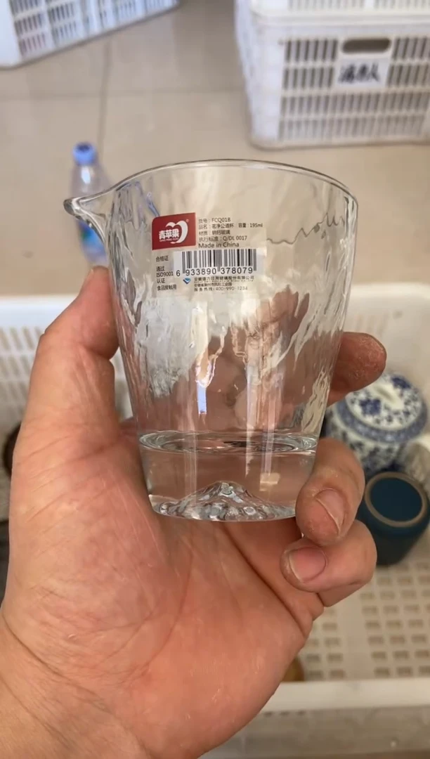 无运费险有瑕疵的摄影的产品有使用过的痕迹有点脏介意勿拍
