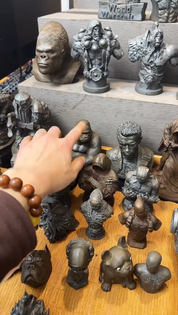 铁Z****床实心铁艺摆件~~猩猩 两只（锈色）