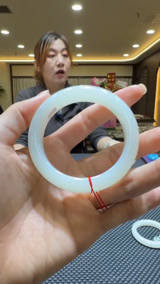 颈饰未镶嵌和田玉手镯54