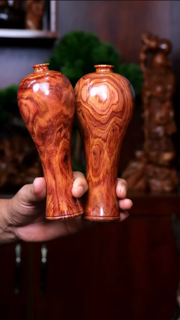 黄花梨/降香黄檀其他海南黄花梨花瓶一对