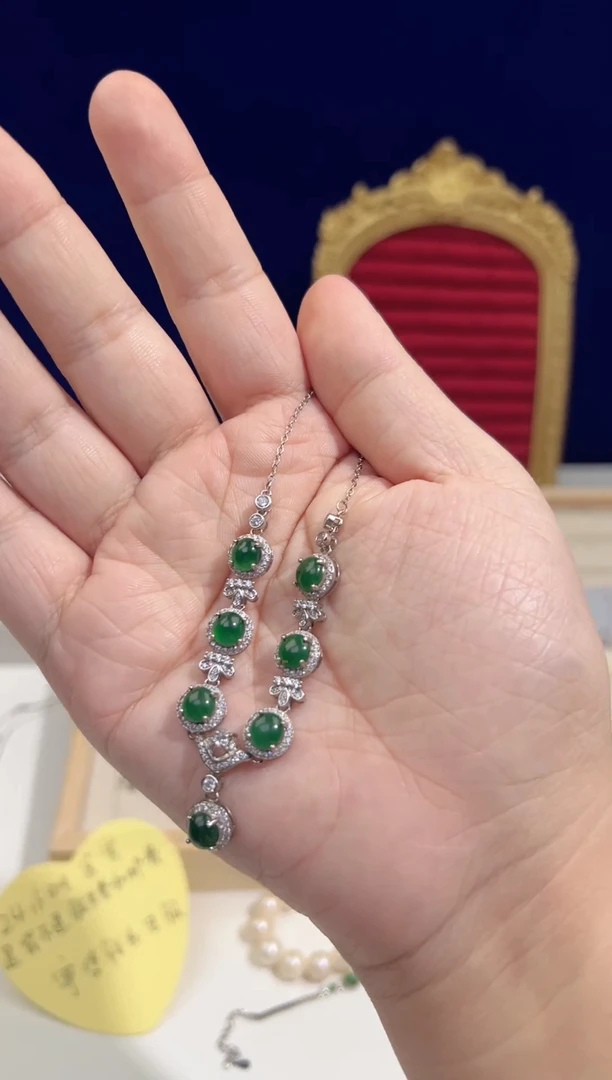 颈饰银S925镶嵌翡翠小****a精美翡翠时尚项链