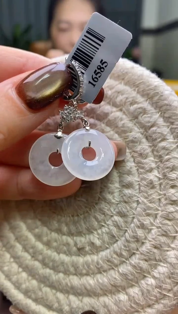 颈饰银S925镶嵌翡翠净货16585