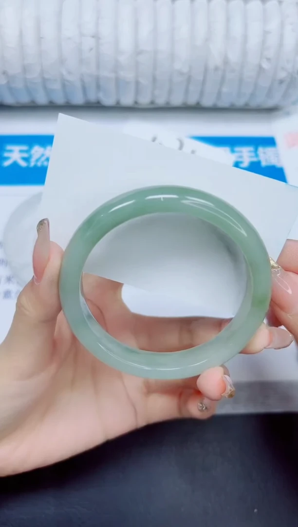 石英质玉手镯未镶嵌275/59