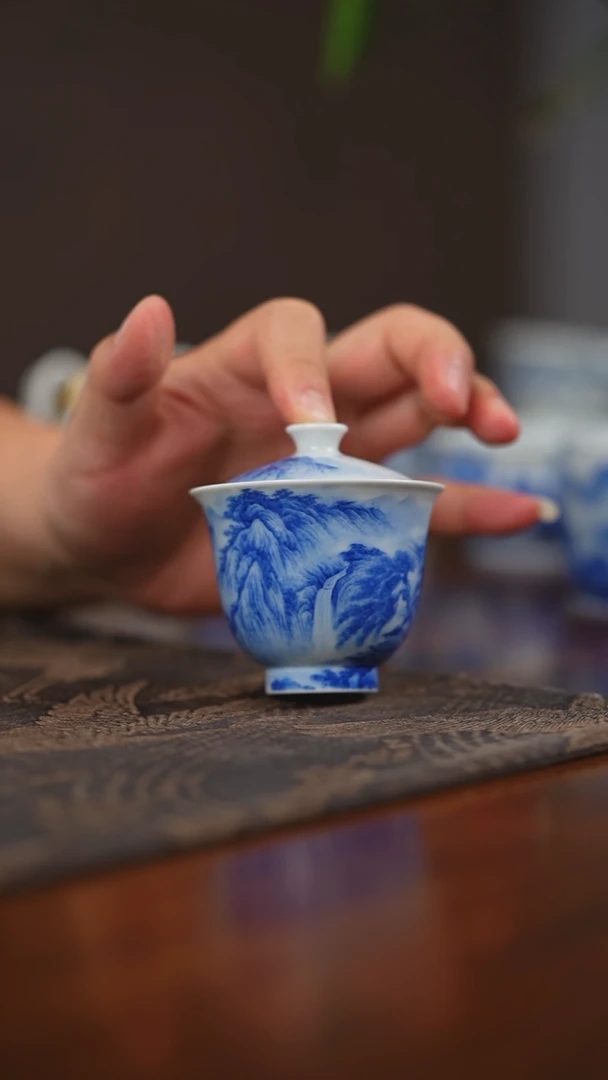 其他醉美山水砚菲轩100cc盖碗