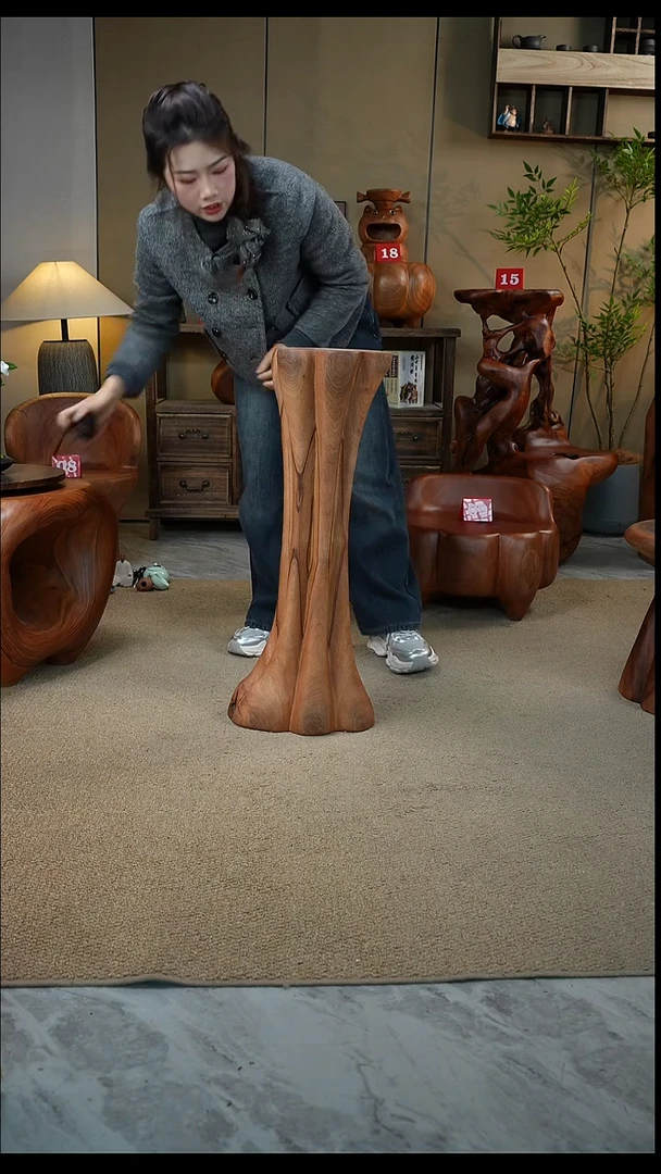 香樟木整木一体凳