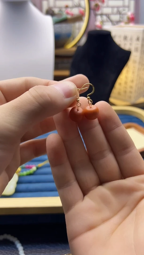 【闪购商品】蜜蜡耳饰14K金镶嵌E67