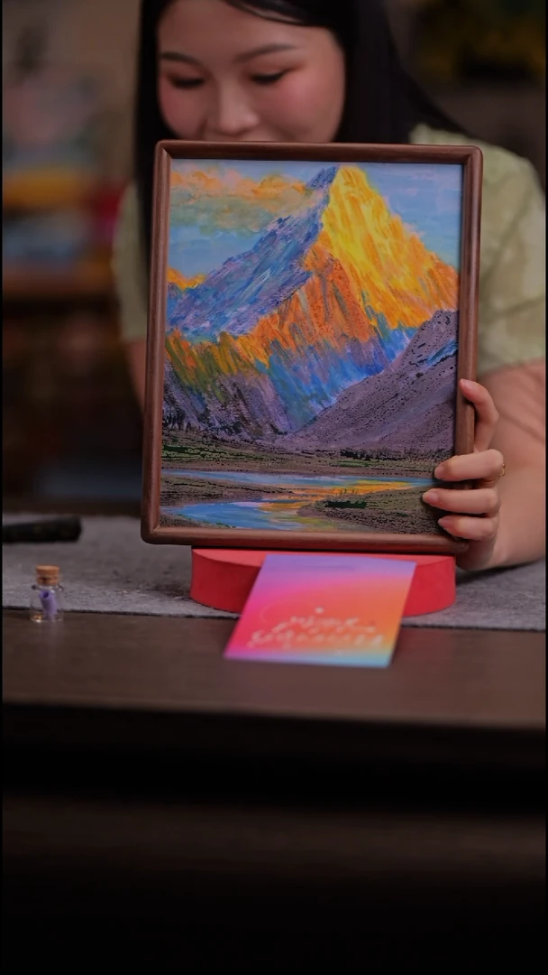 国画J****?185-10寸 ss框 手写-带盒子- 金山