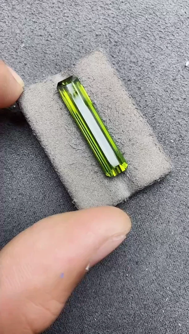 未镶嵌裸石碧玺11.4ct