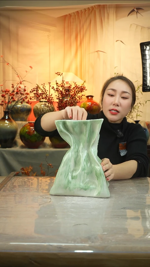 高度26口径15花瓶a