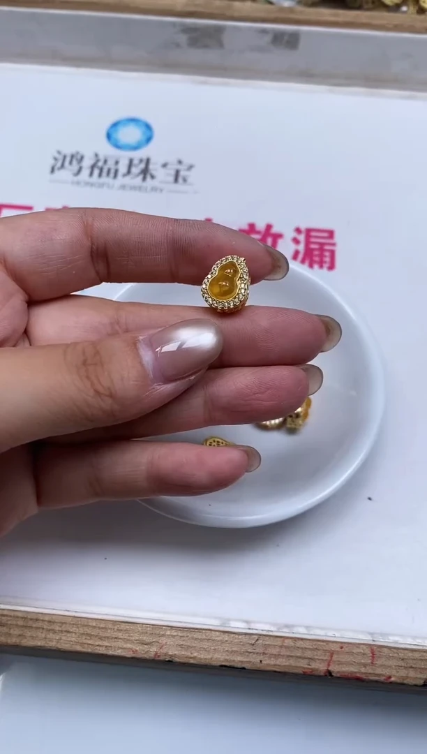 玛瑙/玉髓散珠合金M851 合金 黄葫芦3个9元