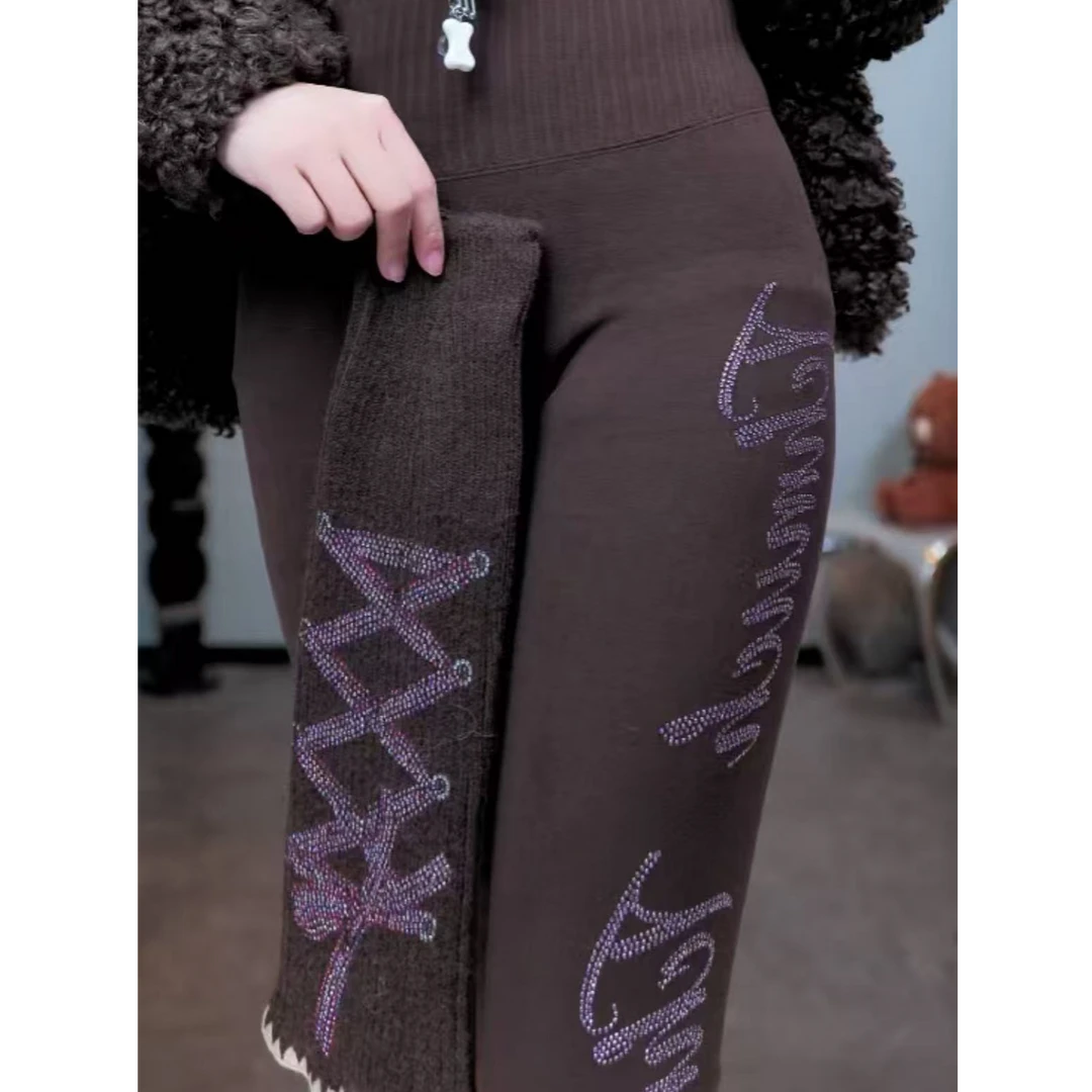 TCH私服冬款慵懒风烫钻时尚淑女咖色打底裤T75D23E5009轻奢tch