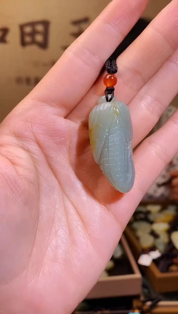 和田玉未镶嵌颈饰1