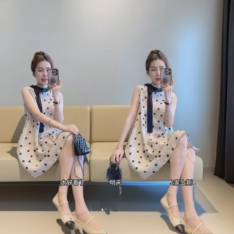 网红爆款时尚连衣裙女2025夏季新款甜美风波点系带显瘦无袖中长裙