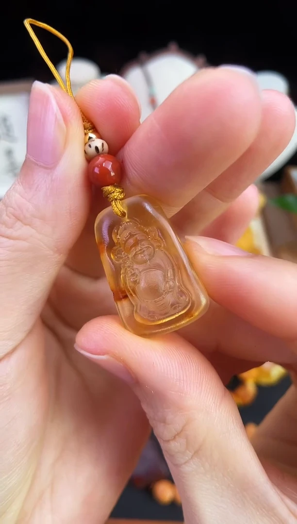 琥珀未镶嵌珠宝奇石柒月