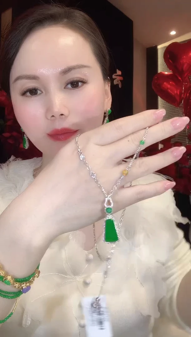 套链18K金镶嵌翡翠C135 多样性发货一件