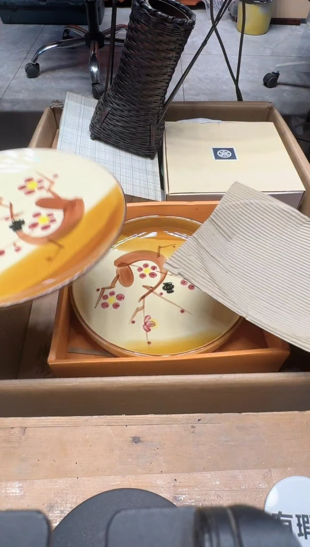 瓷器闪购商品  如图 中古品默认微瑕