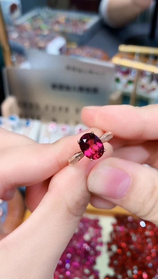 【闪购商品】石榴石戒指银S925镶嵌天然镁铝7*9
