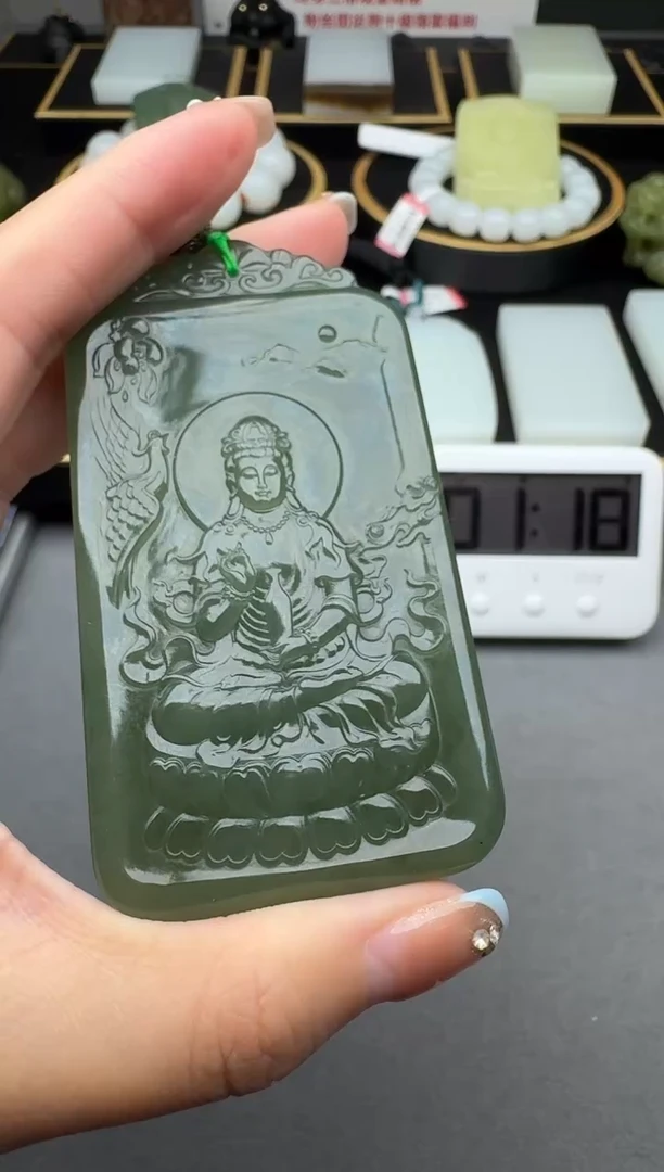 颈饰未镶嵌和田玉3