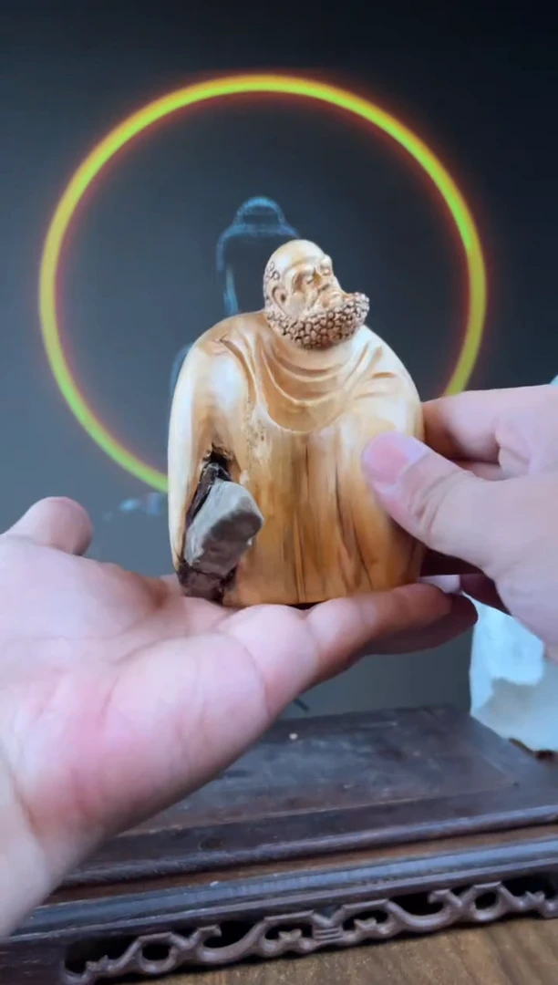 柏木（崖柏）手工摆件,先抢先得! 编号:239