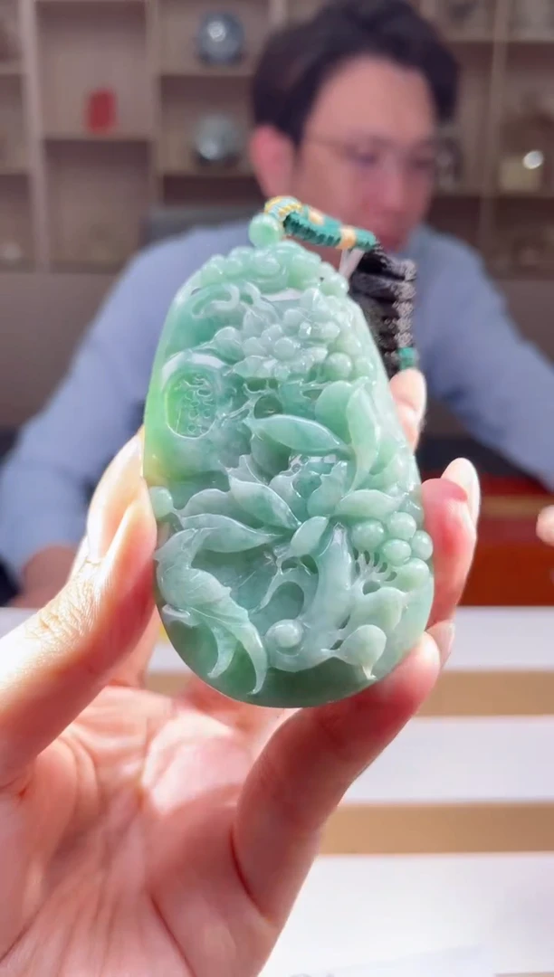 翡翠未镶嵌颈饰000001牌子多样性发其一