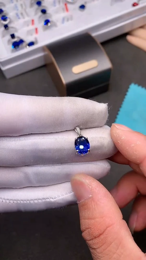 【闪购商品】蓝宝石颈饰银S925镶嵌.....