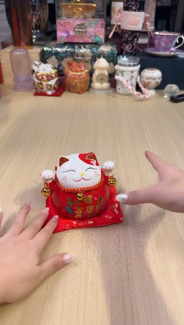 220招财猫（小红猫）