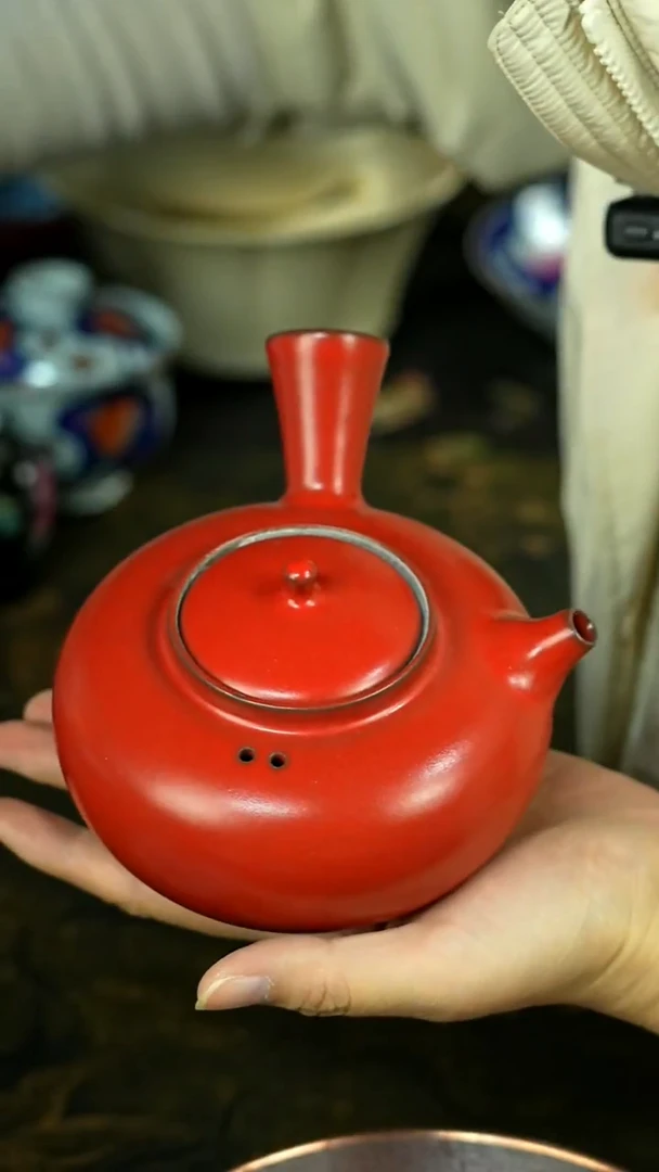 茶具还挺美，蹲下看看！