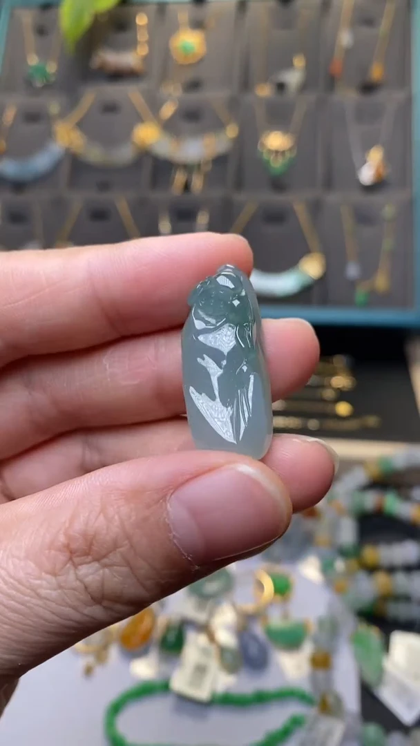 颈饰未镶嵌翡翠35986