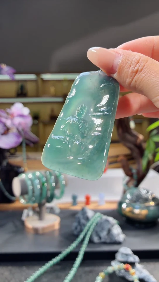 吊坠(不含链)未镶嵌翡翠观音