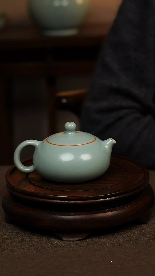 瓷片仿古天青全手工扁西施壶200ml 一级 礼盒包装