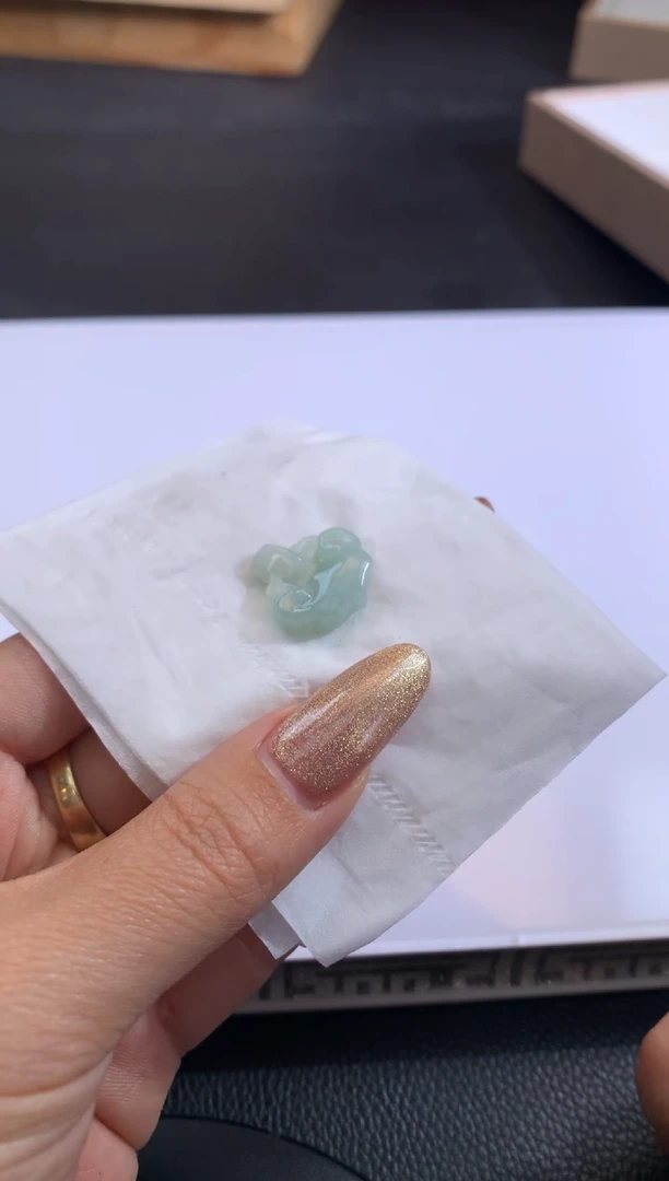 【闪购商品】定制翡翠未镶嵌翡翠