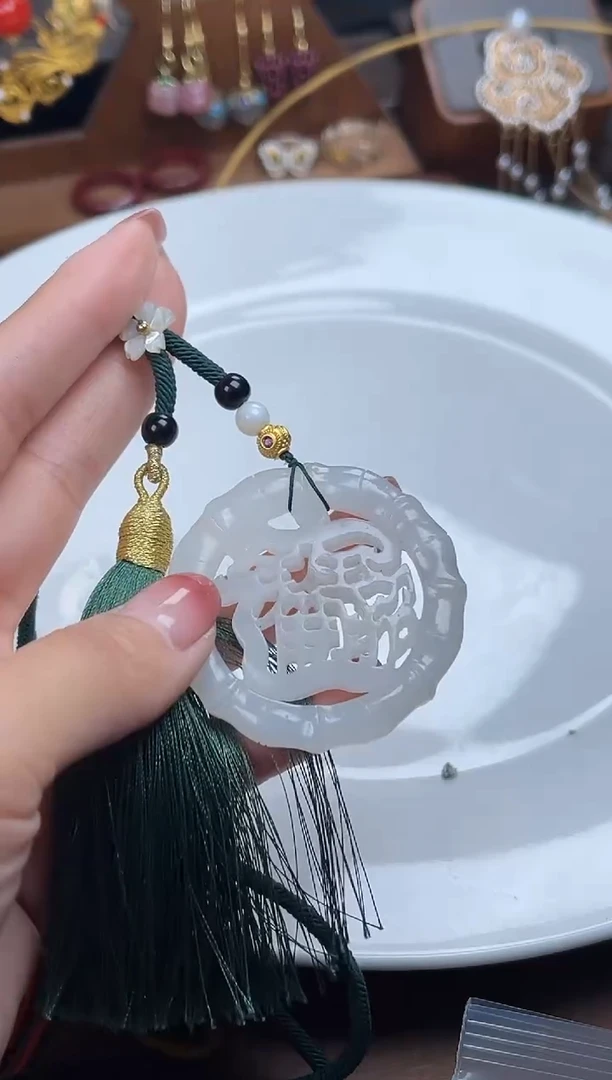 未镶嵌和田玉挂件南****3，111025