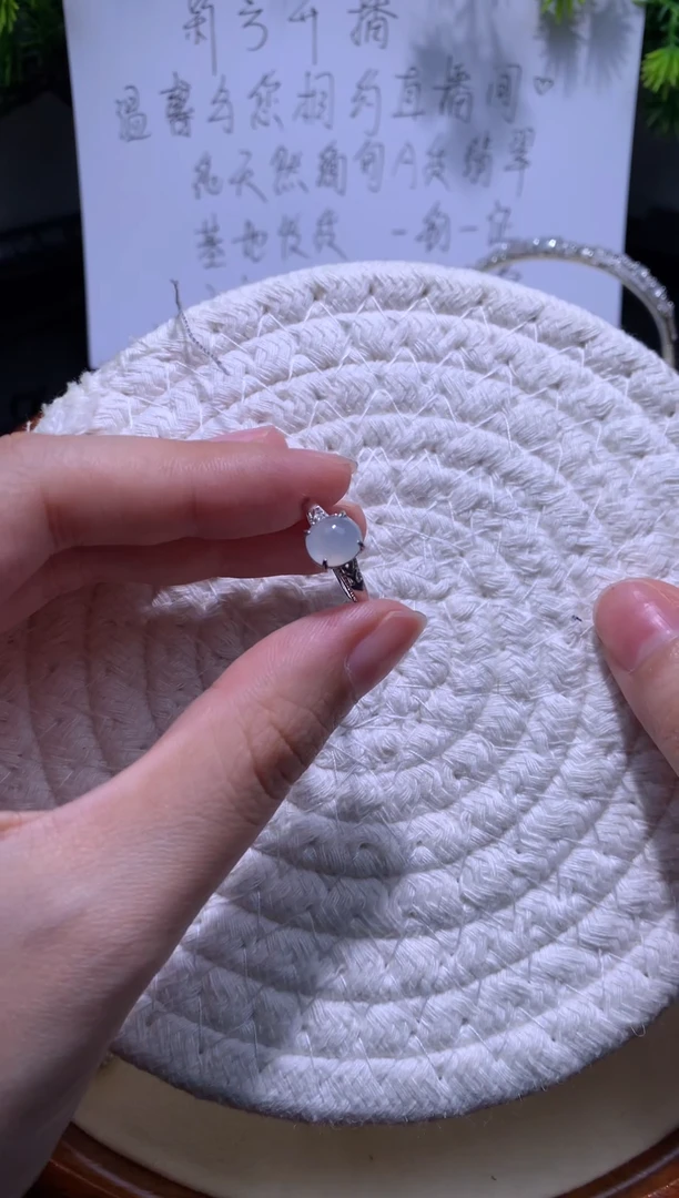 颈饰银S925镶嵌翡翠净货