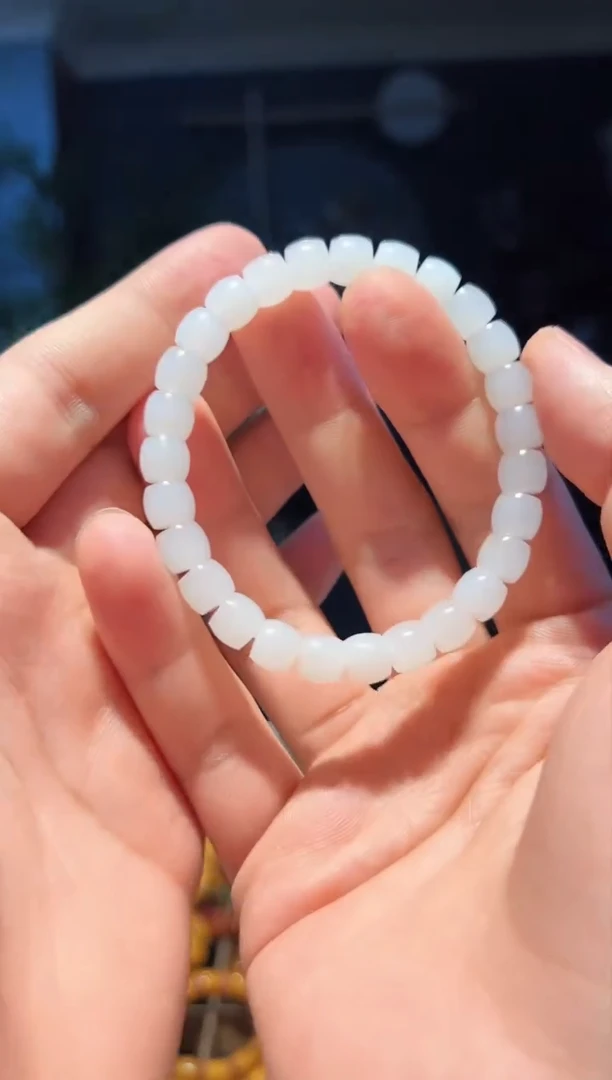 【闪购商品】和田玉手串未镶嵌8+