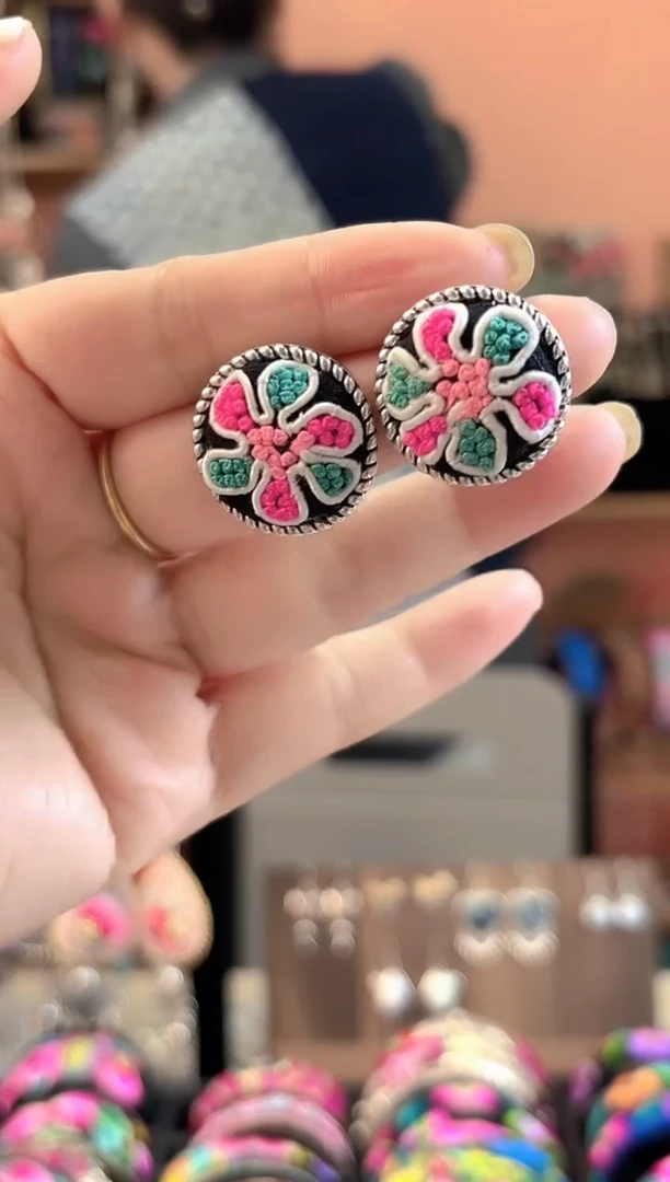 织绣艺枝独绣手工饰品217