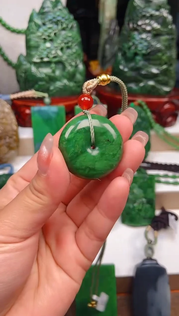 【闪购商品】和田玉挂件未镶嵌1