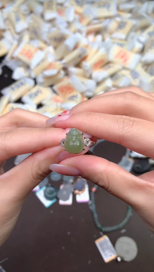 【闪购商品】翡翠戒指银S925镶嵌一