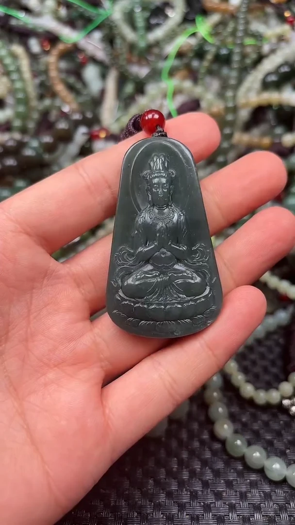 和田玉未镶嵌颈饰1