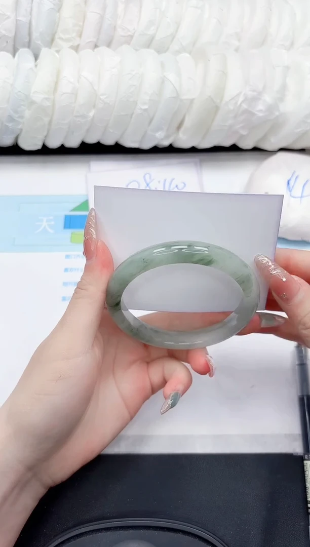 石英质玉手镯未镶嵌350-59